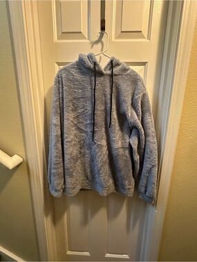 Cozy Plush Hooded Pullover - Light Gray